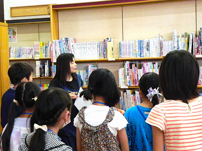 見学ツアーの様子1